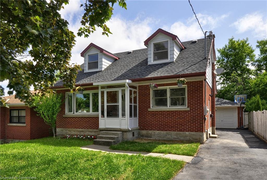 Property Photo: 442 Highland Road E ON N2M 3W7