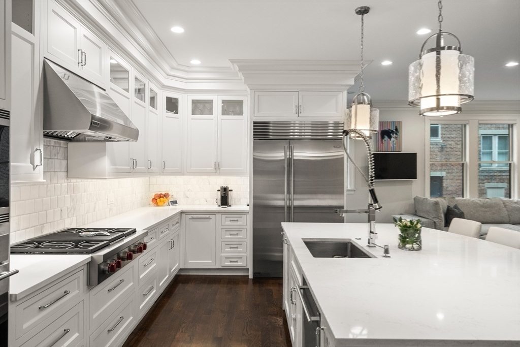 Property Photo: 1800 Beacon St MA 02445