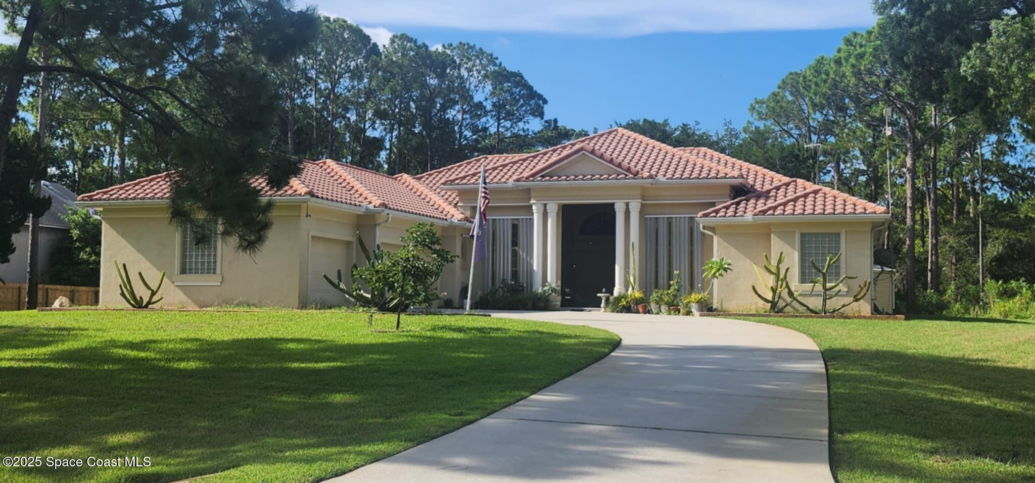 3735 Wood Duck Drive  Mims FL 32754 photo