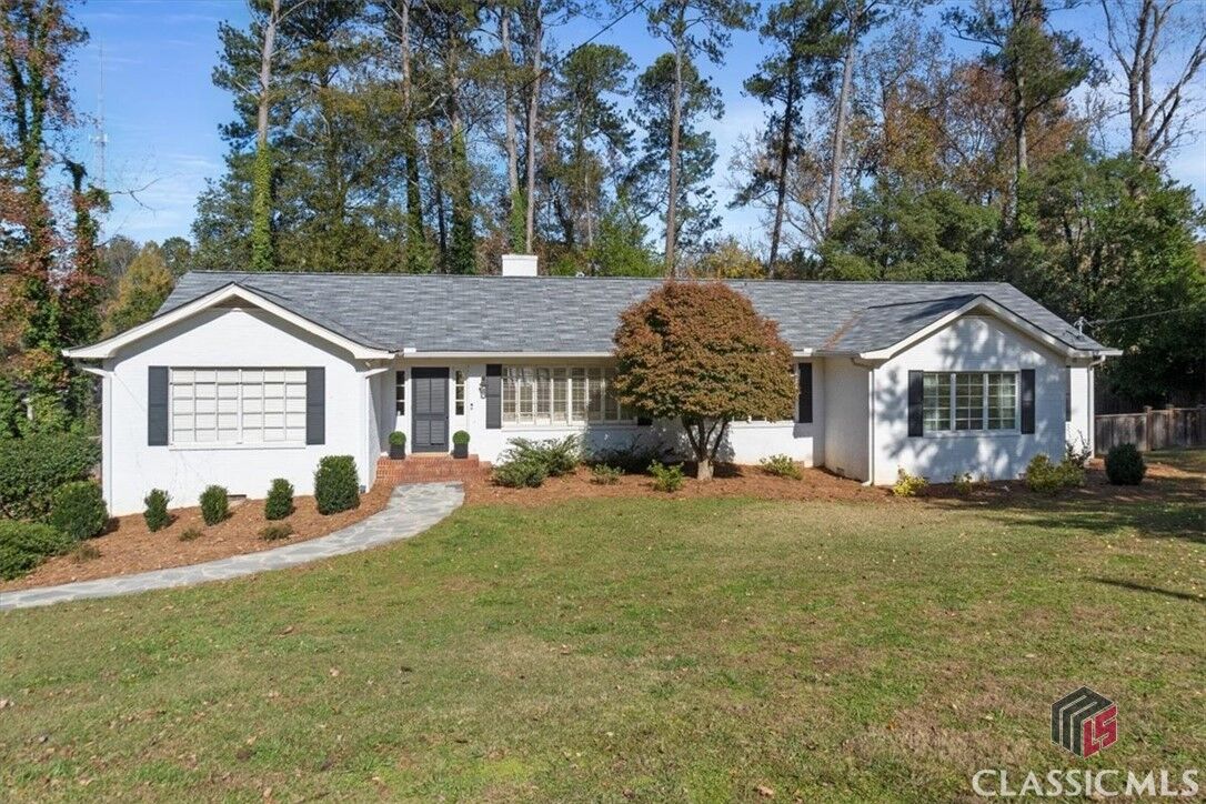 Property Photo: 196 Rock Glen Road GA 30606
