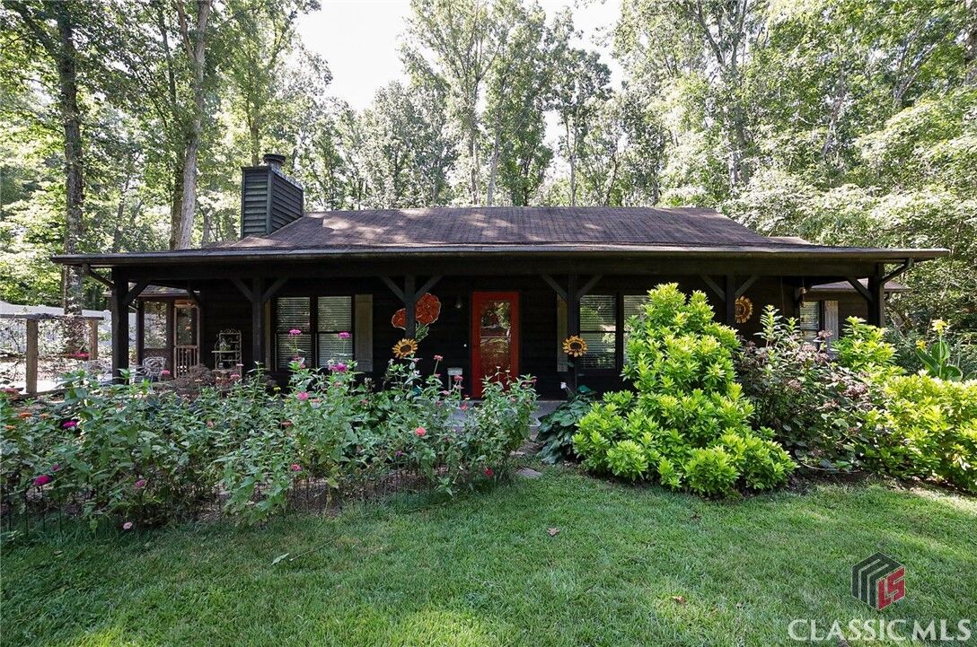 Property Photo:  200 Bentwood Trail  GA 30683 