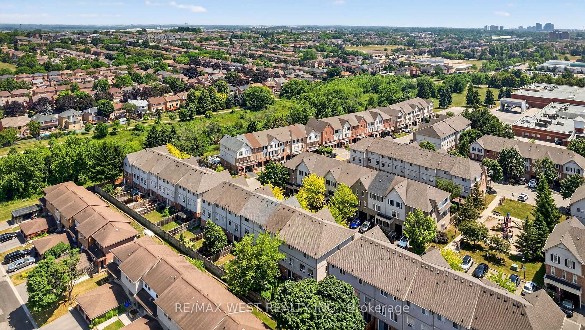 Property Photo: 48 McGonigal Lane ON L1T 4G9