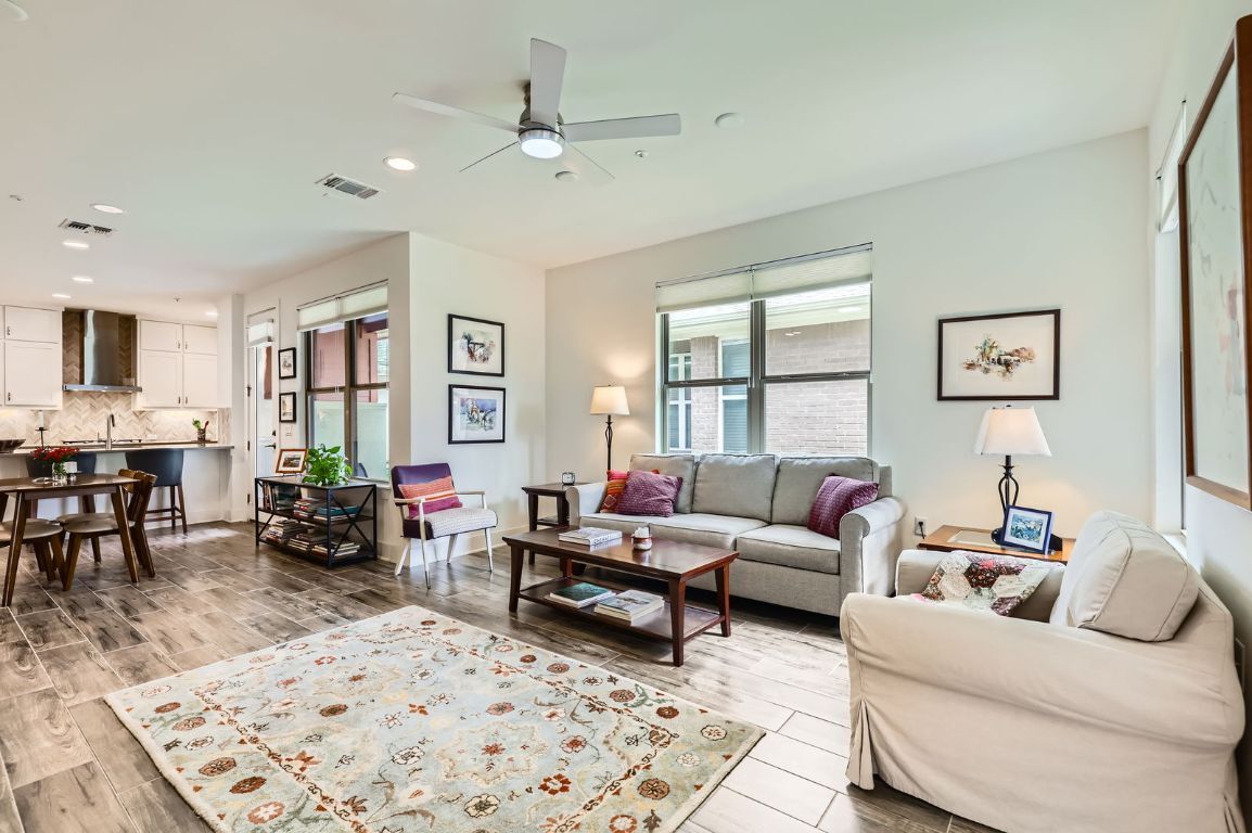 Property Photo: 4400 E Vaughan Street E TX 78723
