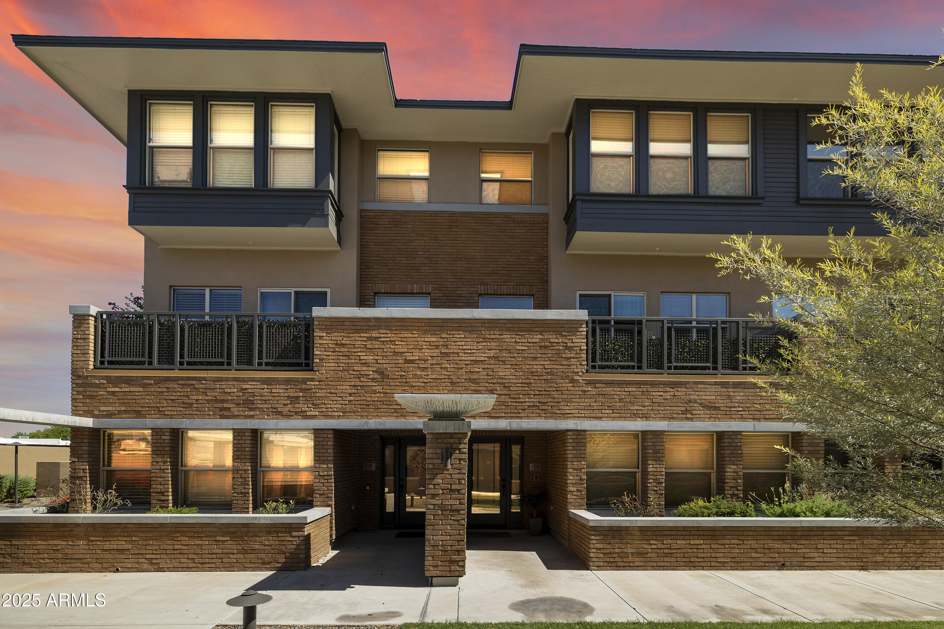 Property Photo: 1400 E Bethany Home Road 11 AZ 85014
