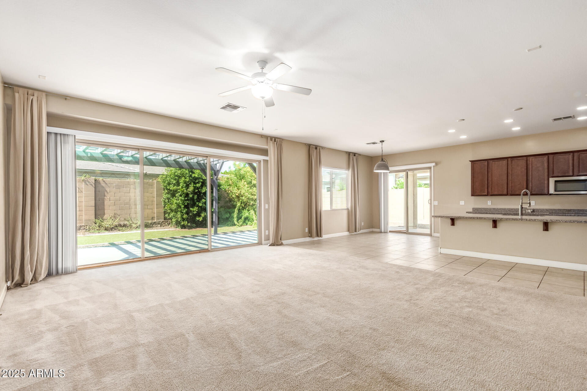 Property Photo: 14762 W Georgia Drive AZ 85379