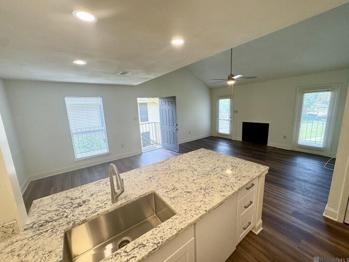 Property Photo: 11011 Cal Rd #92 LA 70809