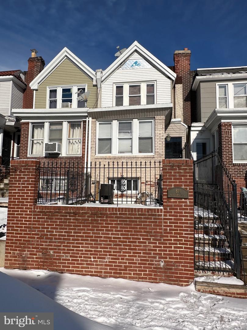 Property Photo: 819 Lindley Avenue PA 19141