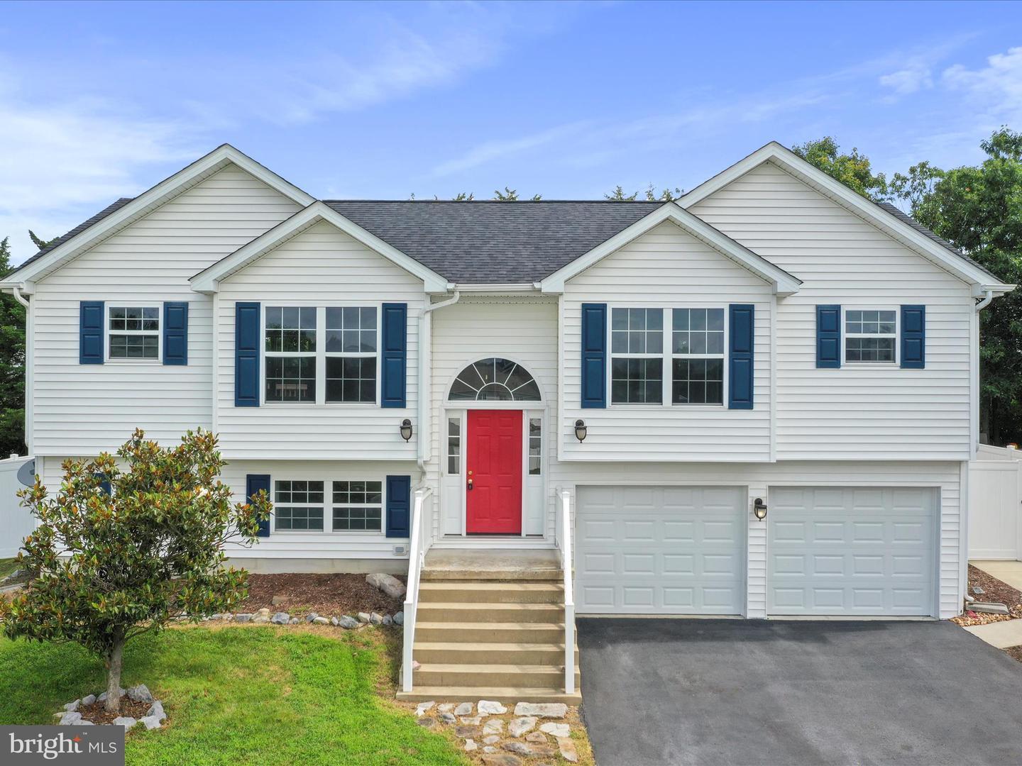 Property Photo: 43 Hansberry Court WV 25428