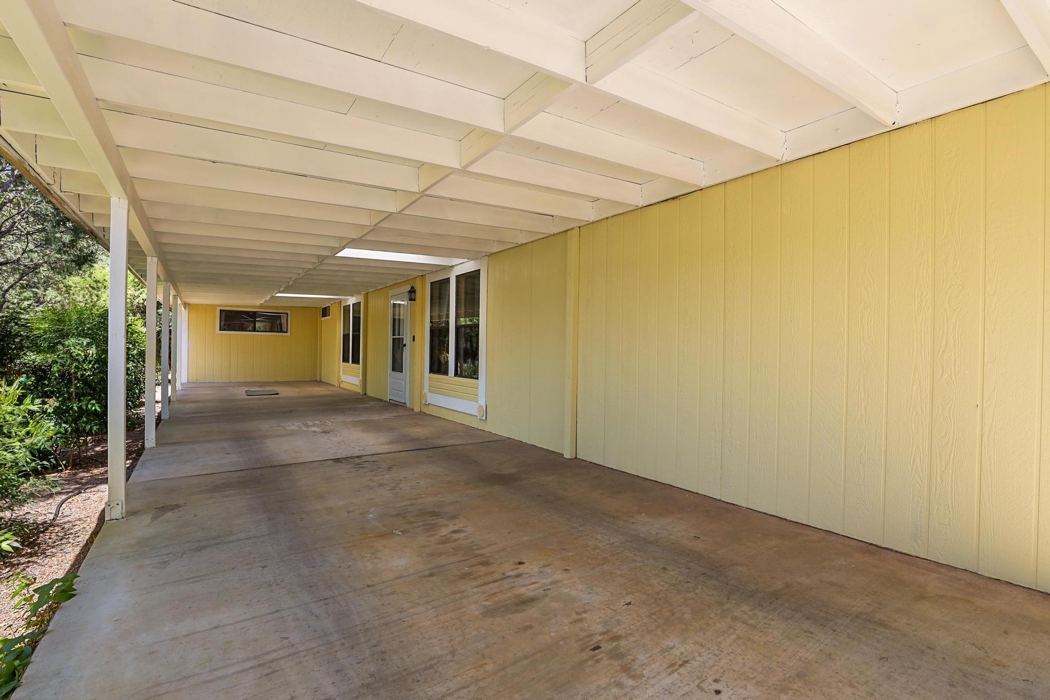 Property Photo: 213 N Whiting Cir AZ 85541