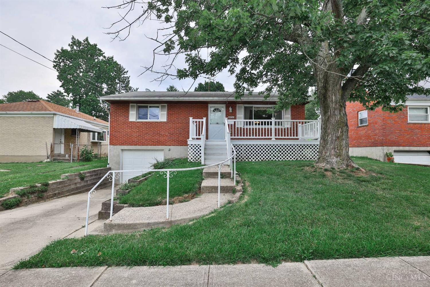 Property Photo: 6956 Hillary Drive OH 45239