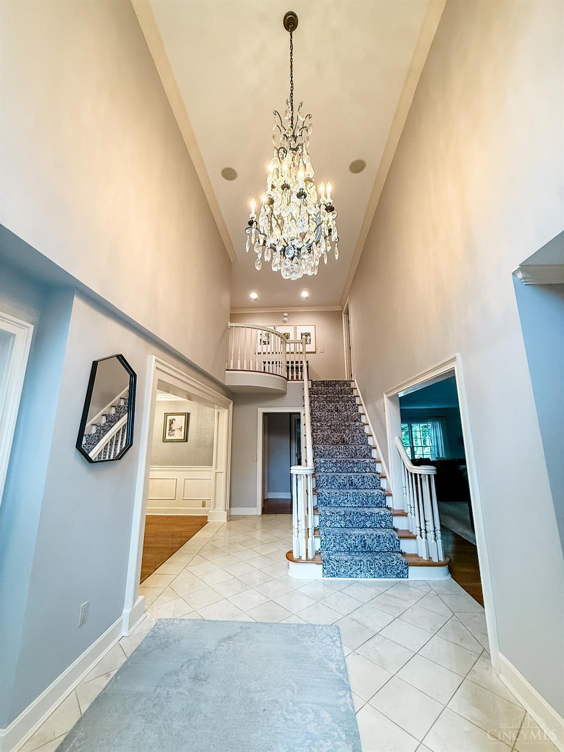 Property Photo: 8075 Kugler Mill Road OH 45243
