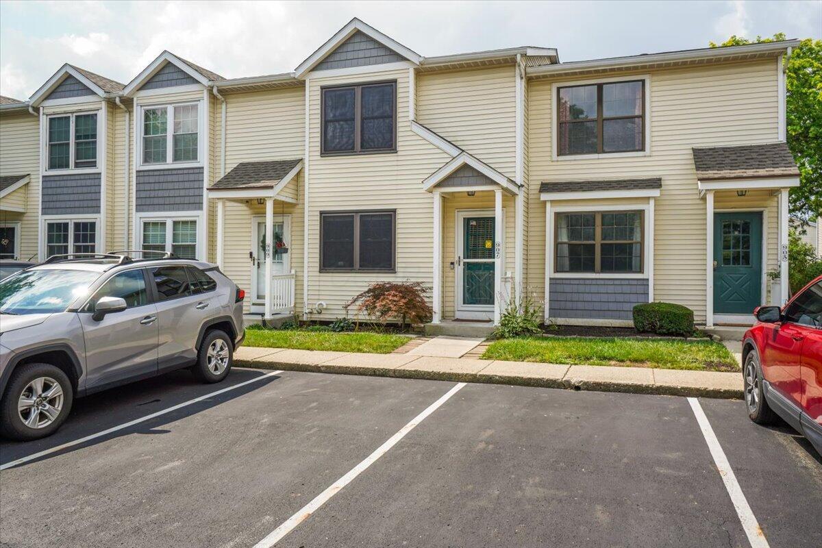 Property Photo: 907 Soramill Lane OH 43085