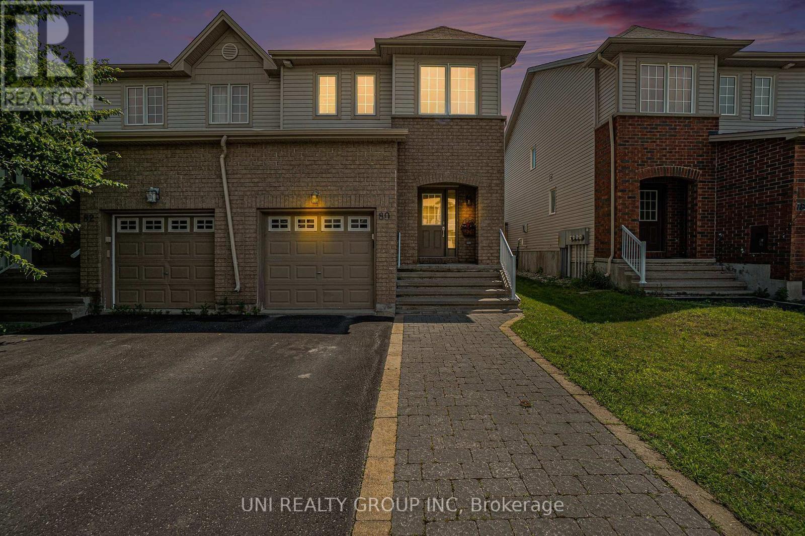 Property Photo: 80 Chesapeake Crescent ON K2J 0L5