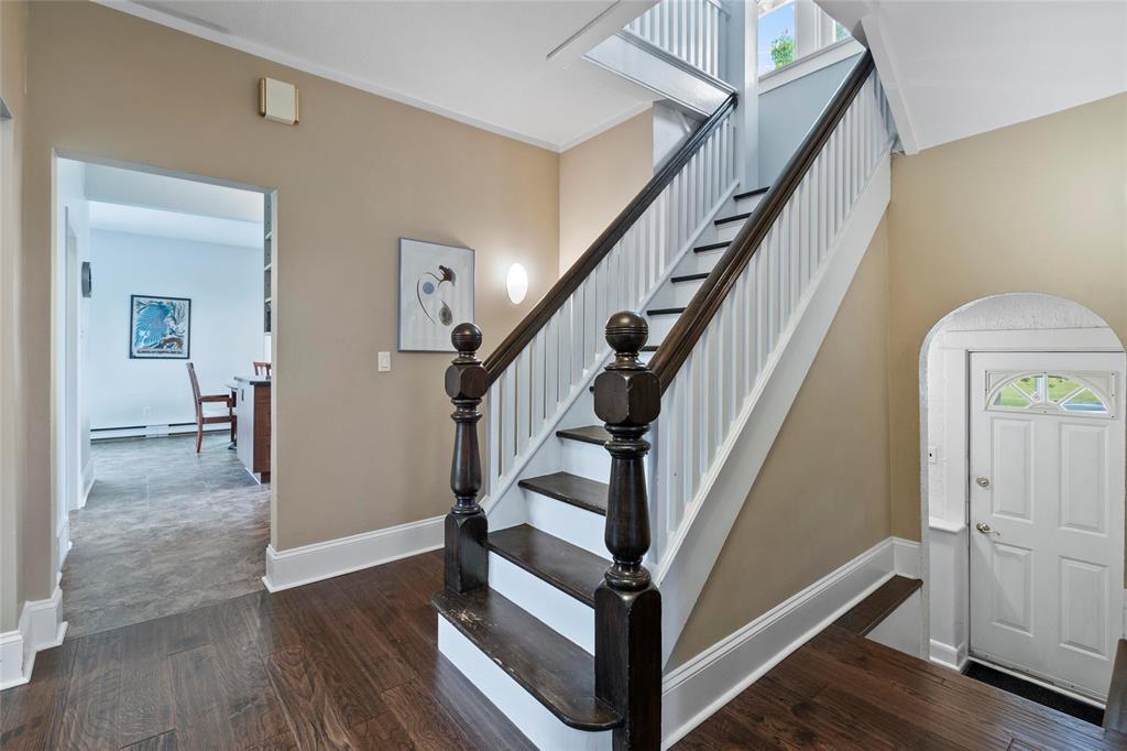 Property Photo: 253 Churchill Drive MB R3L 1V5