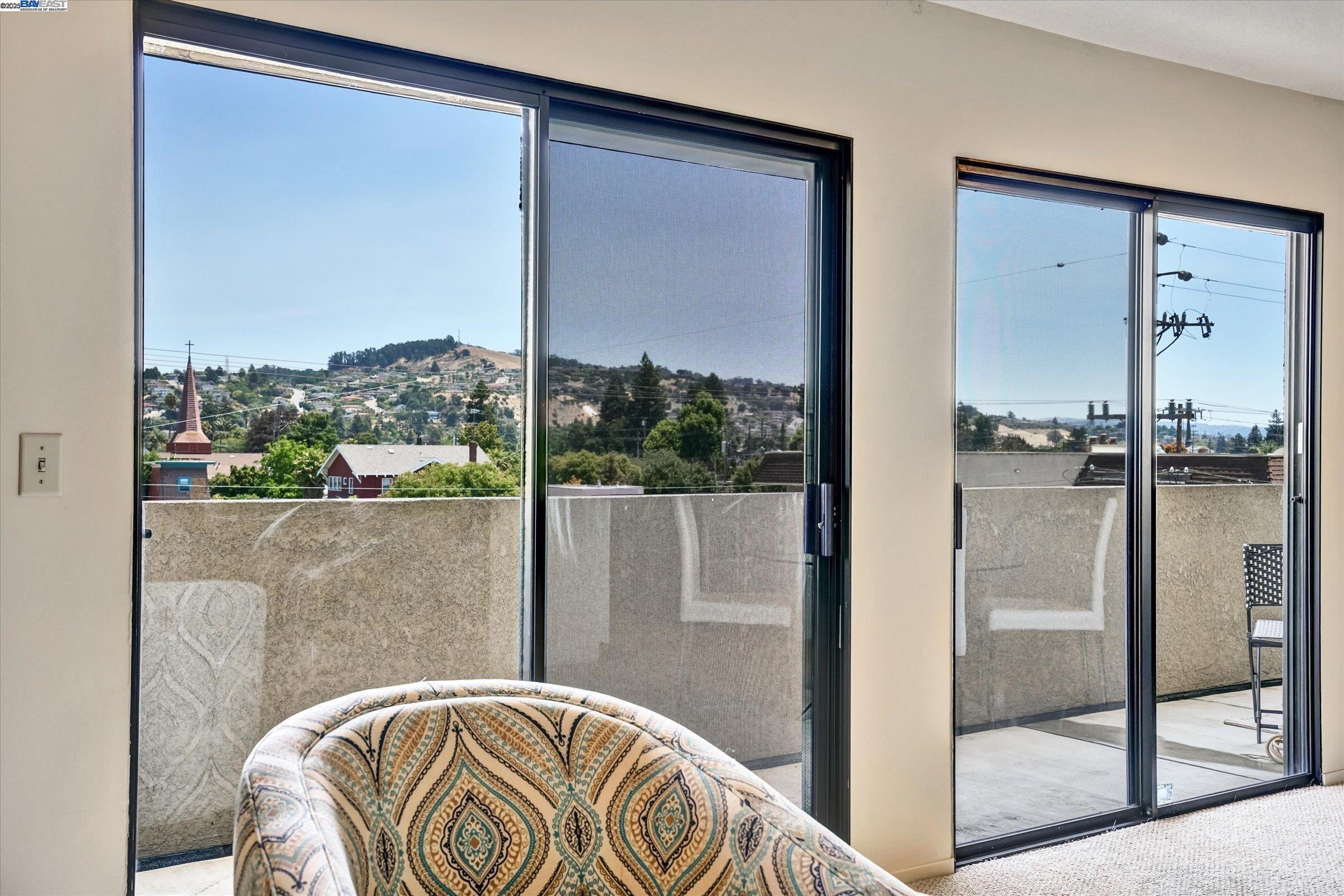 Property Photo:  499 Estudillo Ave 302  CA 94577 