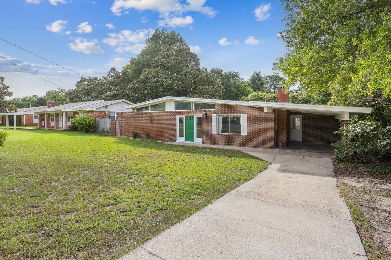 Property Photo: 132 NE Walton Drive FL 32548