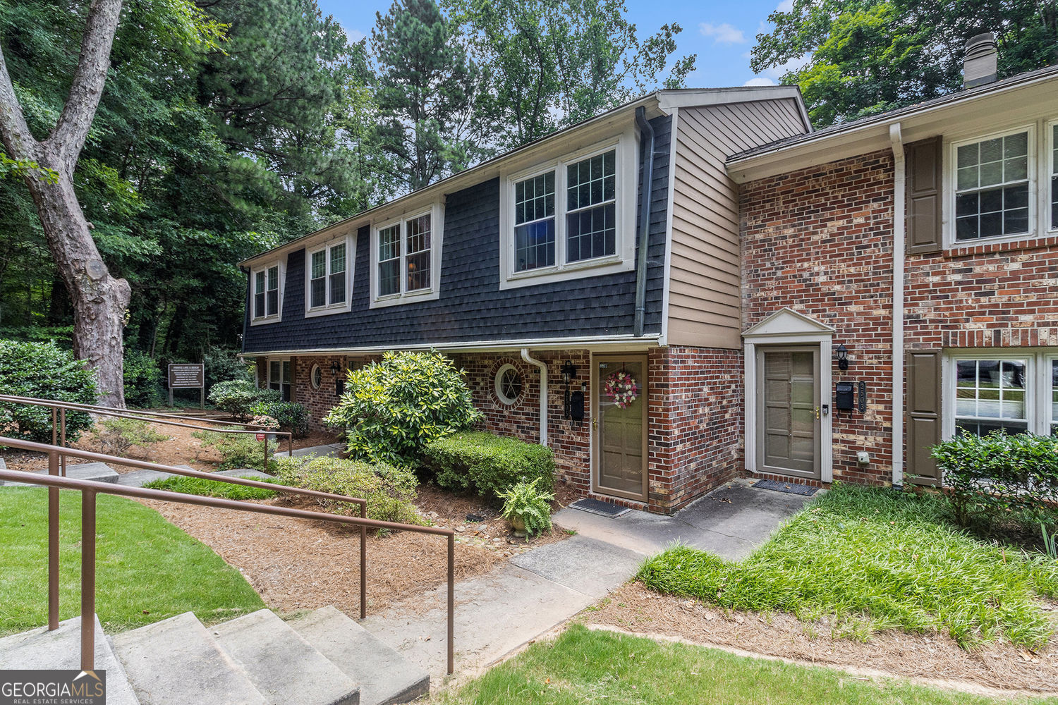 Property Photo: 2505 Northlake Court Northeast GA 30345