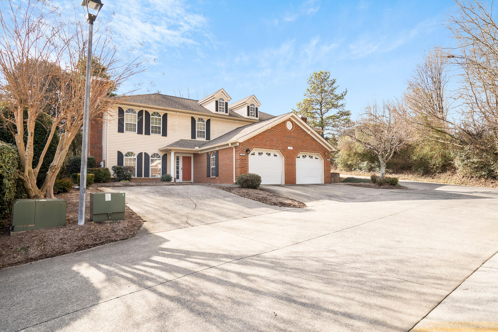 Property Photo: 601 Black Oak Drive GA 30721