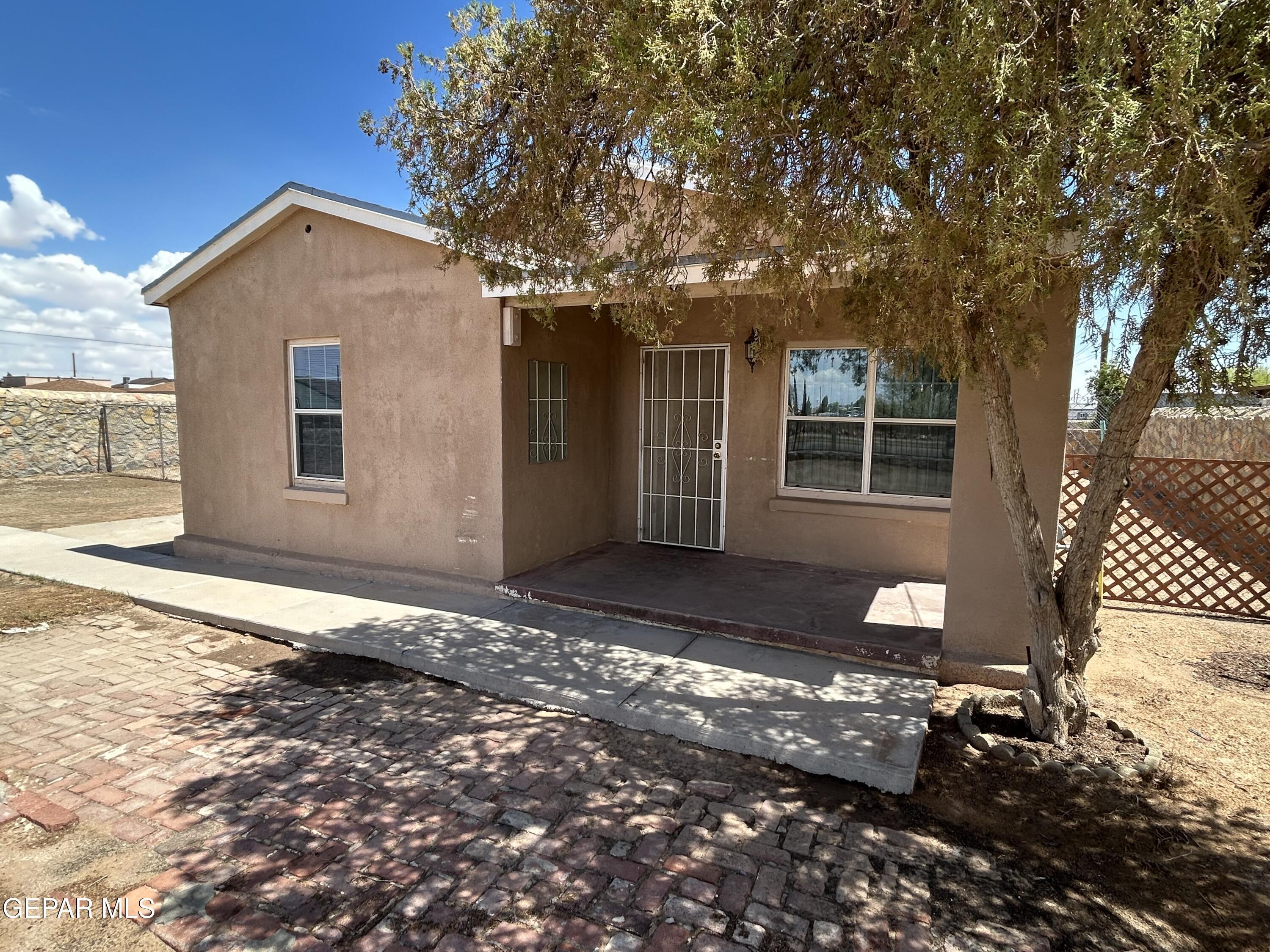 4734 Titanic Avenue  El Paso TX 79904 photo
