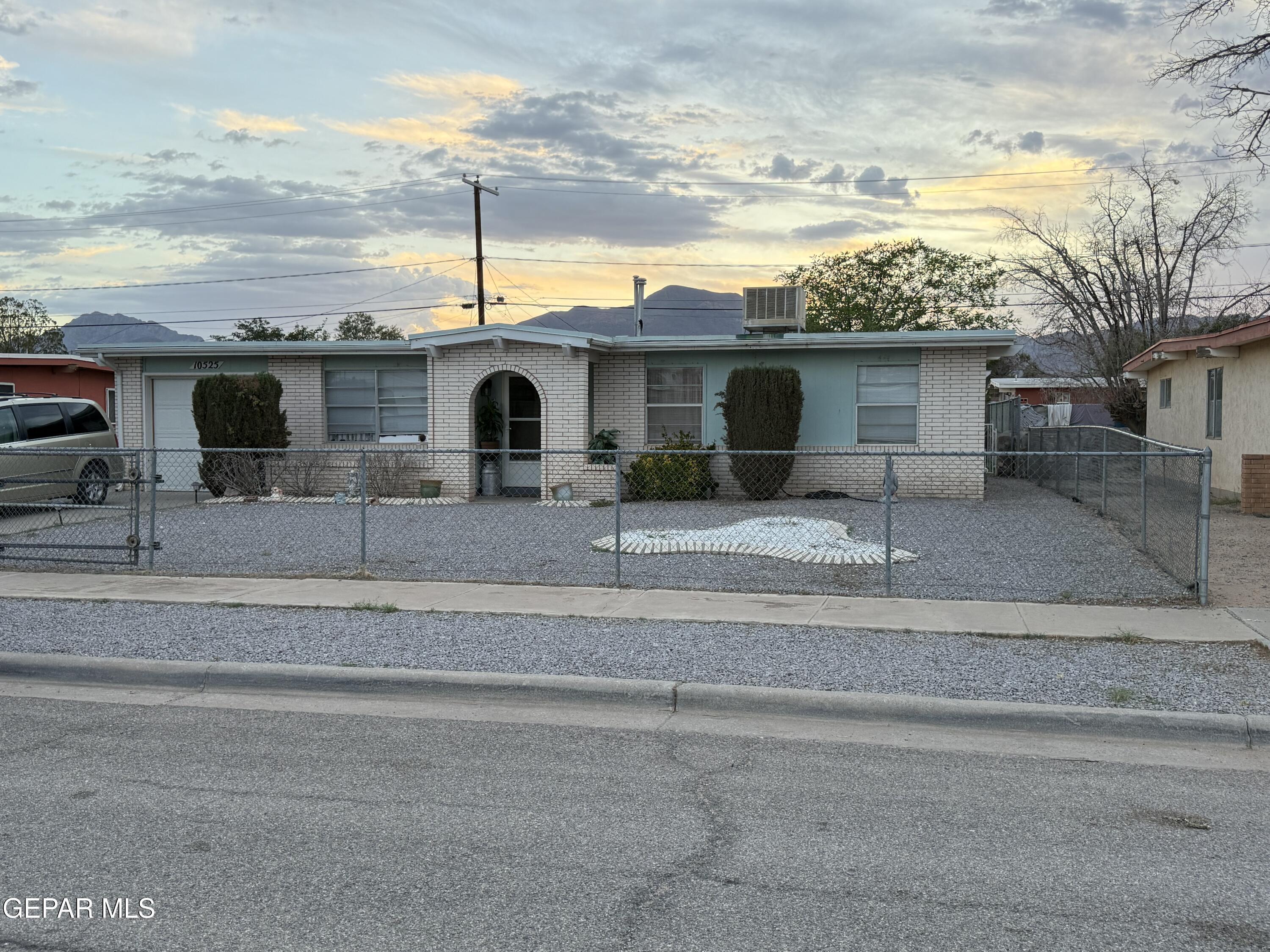 Property Photo:  10525 Champlain Street  TX 79924 
