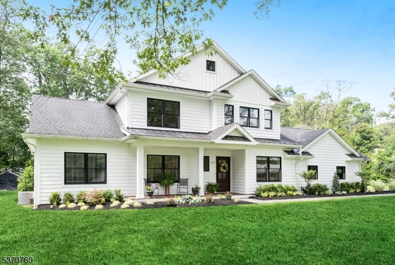 Property Photo:  207 Henry Pl  NJ 07481 