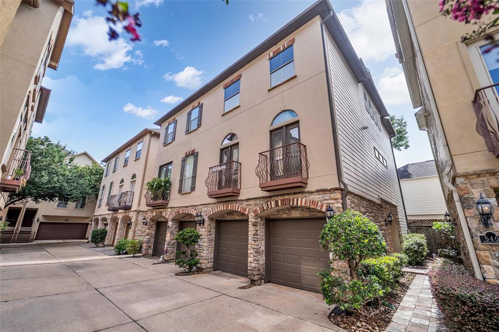 Property Photo: 542 Bomar Street TX 77006
