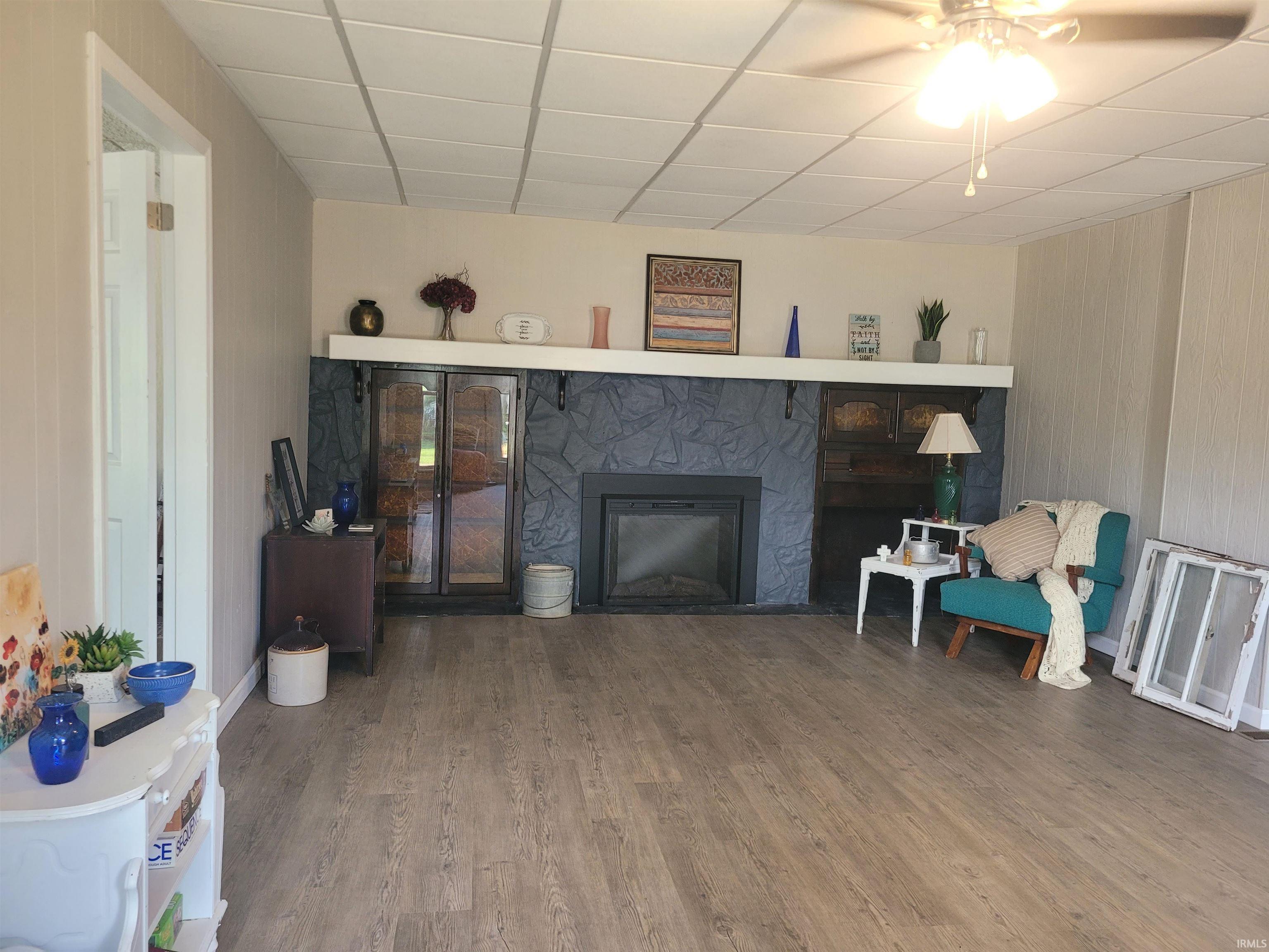 Property Photo: 751 E Virginia Street IN 47711
