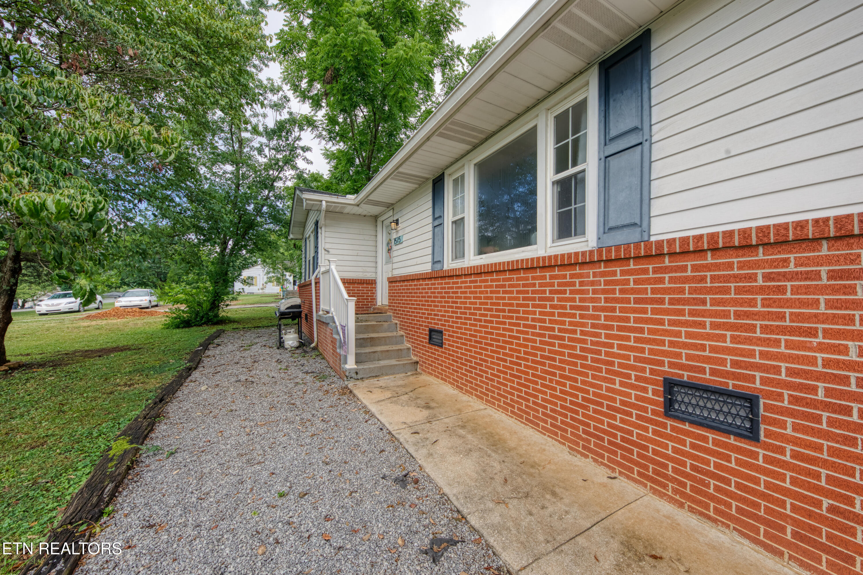 Property Photo: 1515 Charles Drive TN 37918
