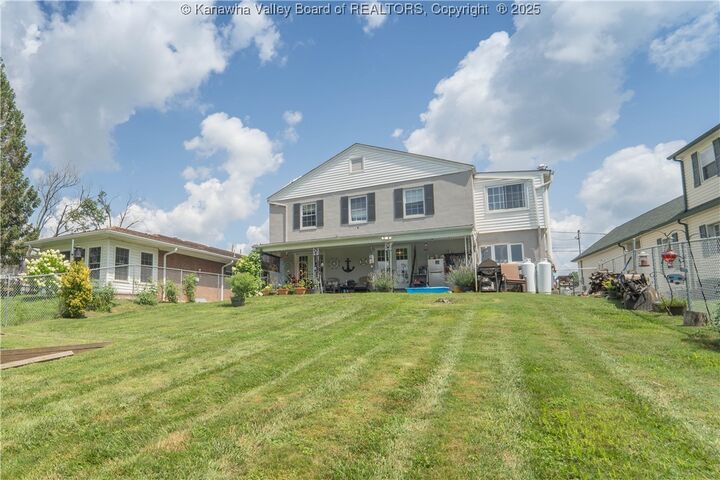 1324 Kanawha Avenue  Dunbar WV 25064 photo