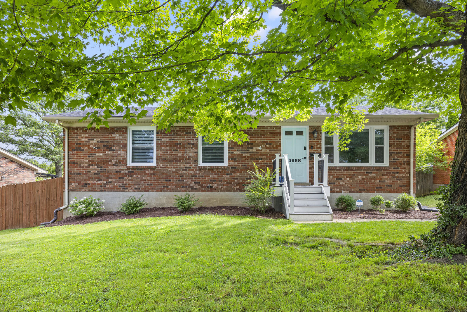Property Photo:  3668 King Arthur Drive  KY 40517 
