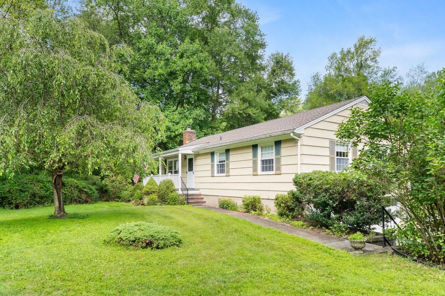 Property Photo: 15 Glen Drive NY 10590