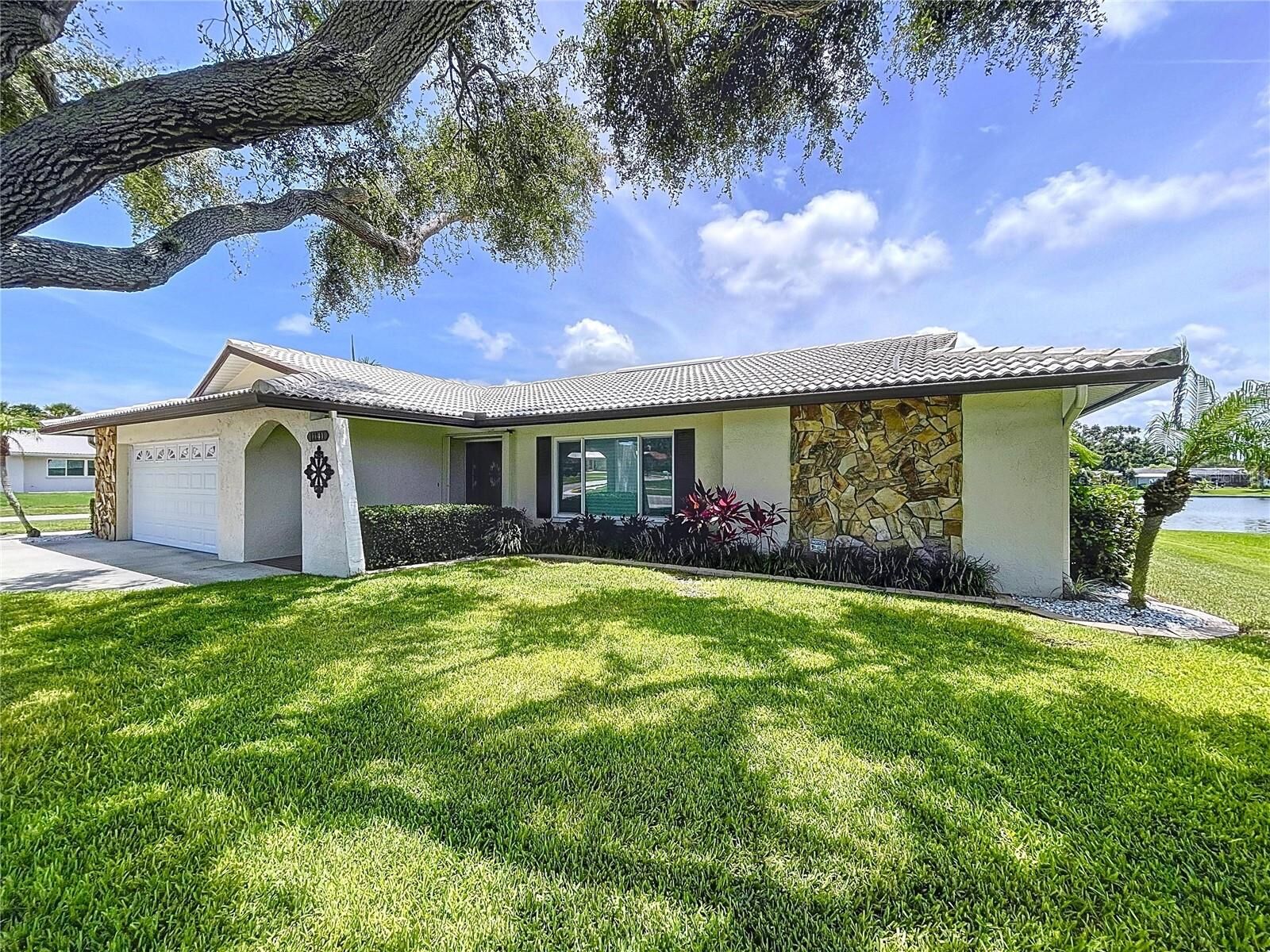 Property Photo: 11141 Carla Drive FL 33774