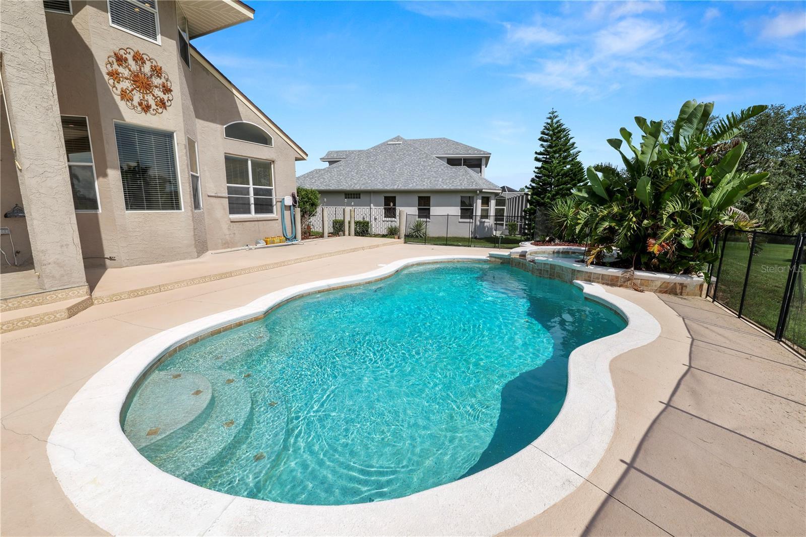 Property Photo: 2710 Huntington Hills Drive FL 33810