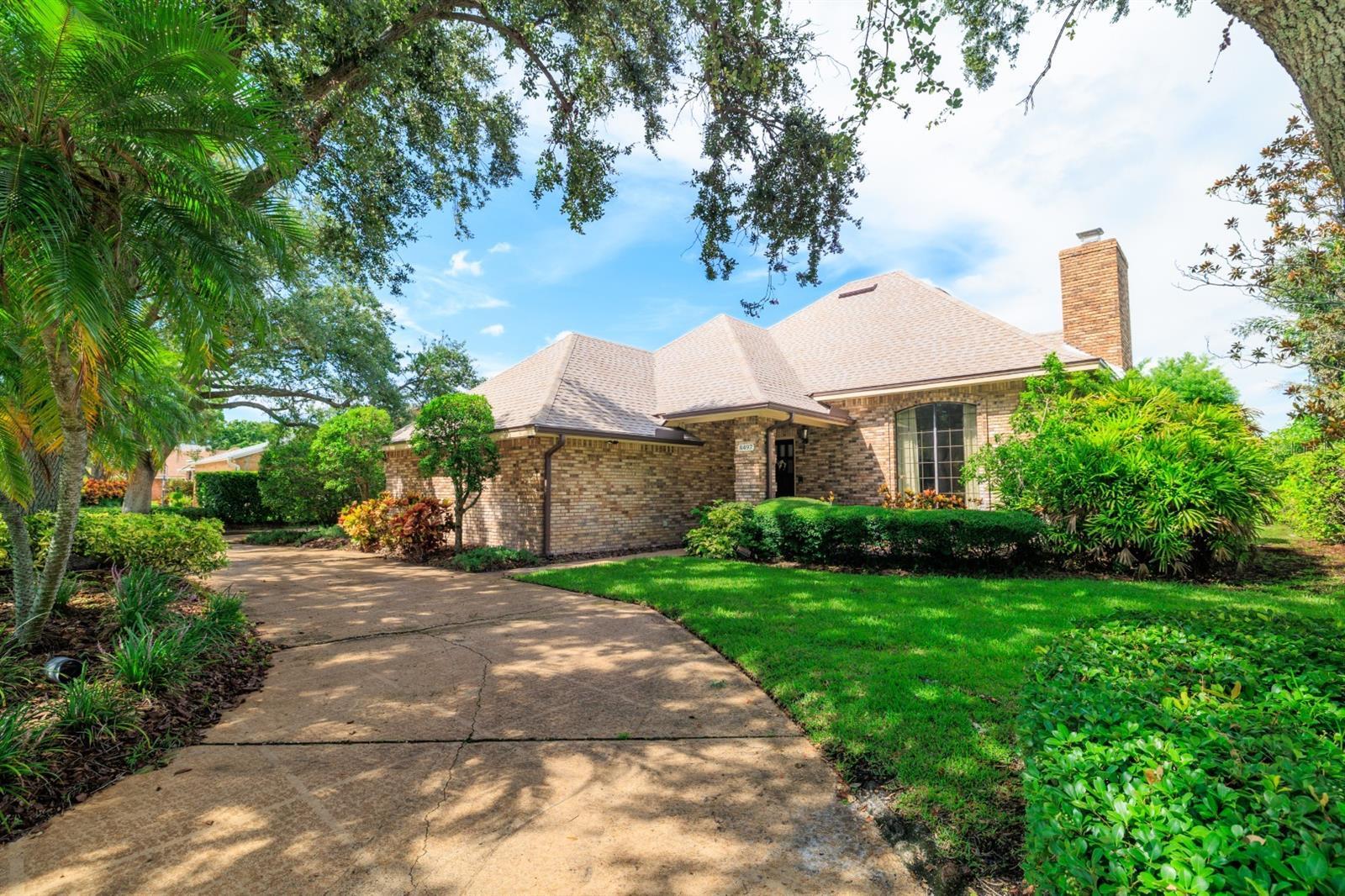 Property Photo: 8497 Bardmoor Place FL 33777