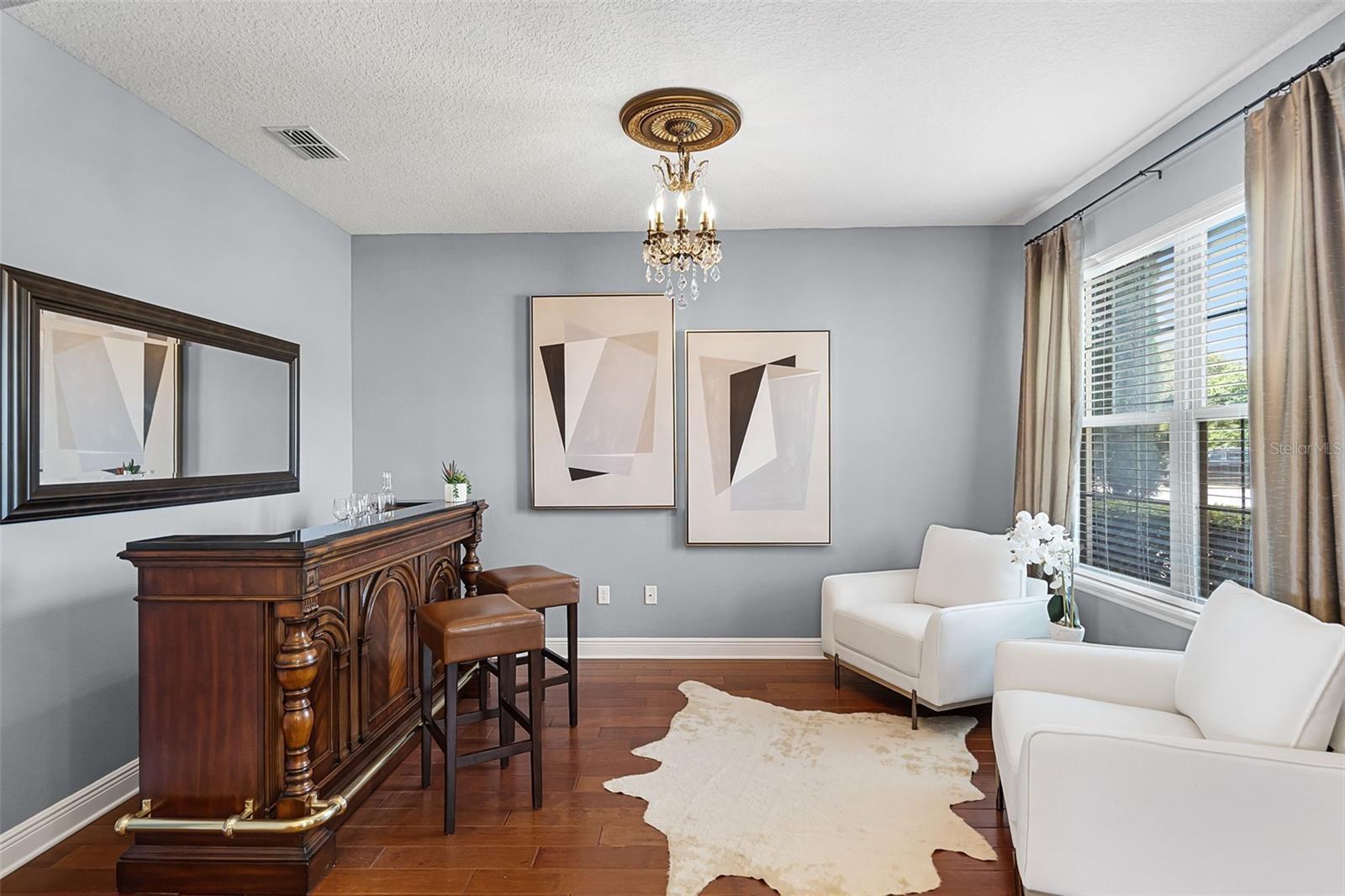Property Photo: 1422 Via Sangro Place FL 32792