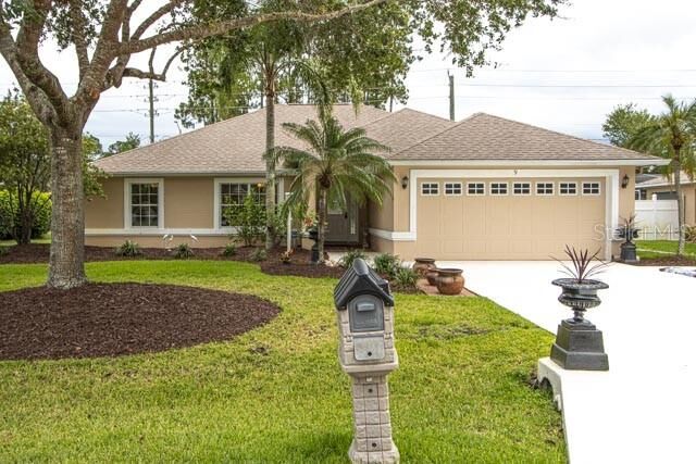 Property Photo: 9 Empress Lane FL 32164