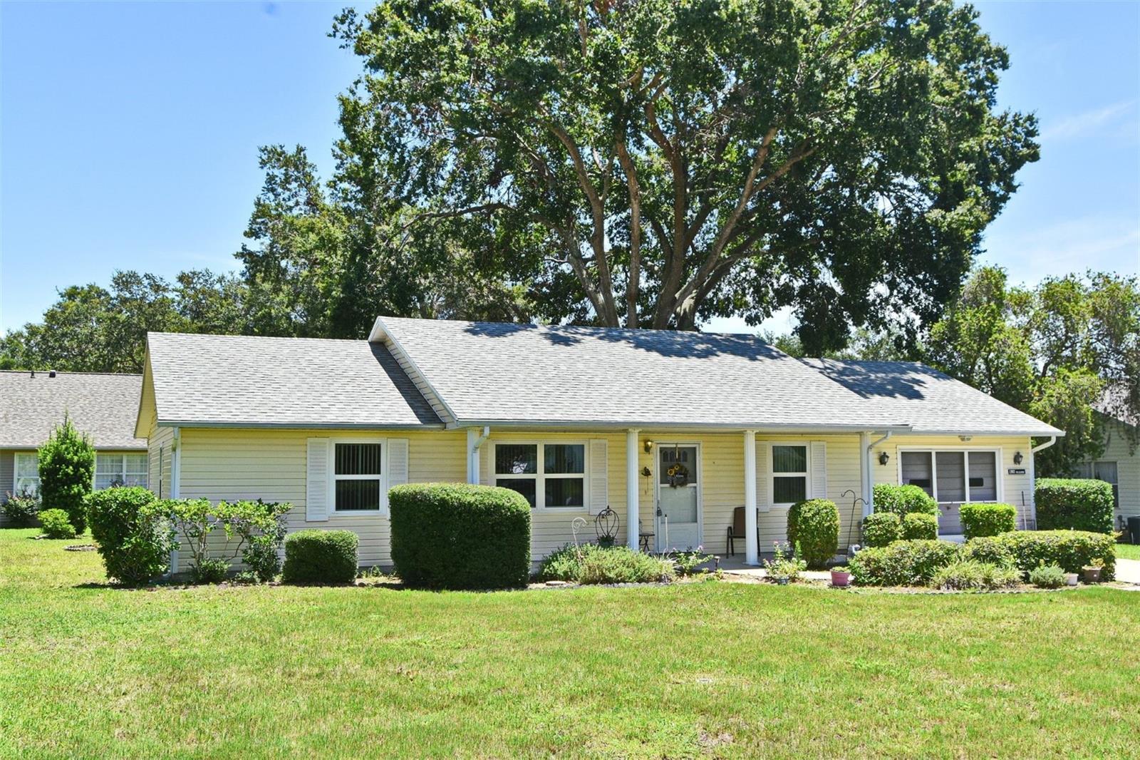 Property Photo:  1902 Tweed Court  FL 34788 