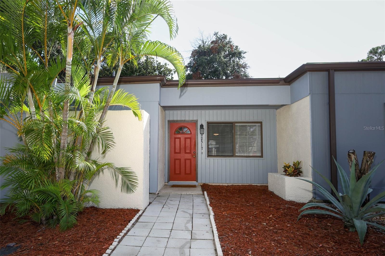 Property Photo: 2517 Windward Way FL 32792