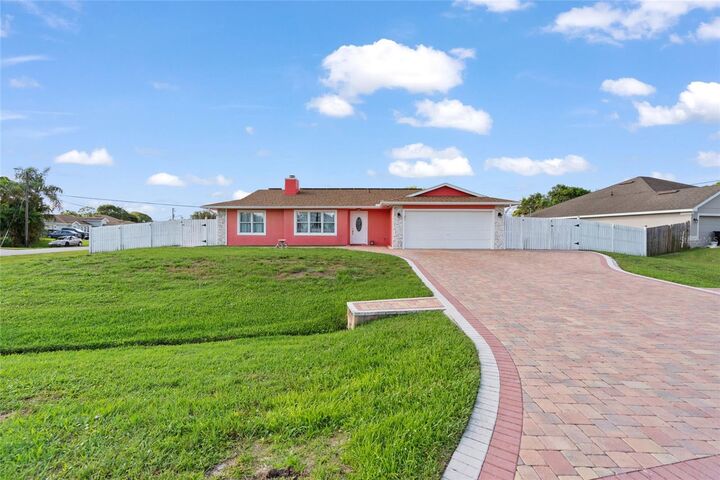 402 SW Seaflower Terrace  Port St Lucie FL 34984 photo