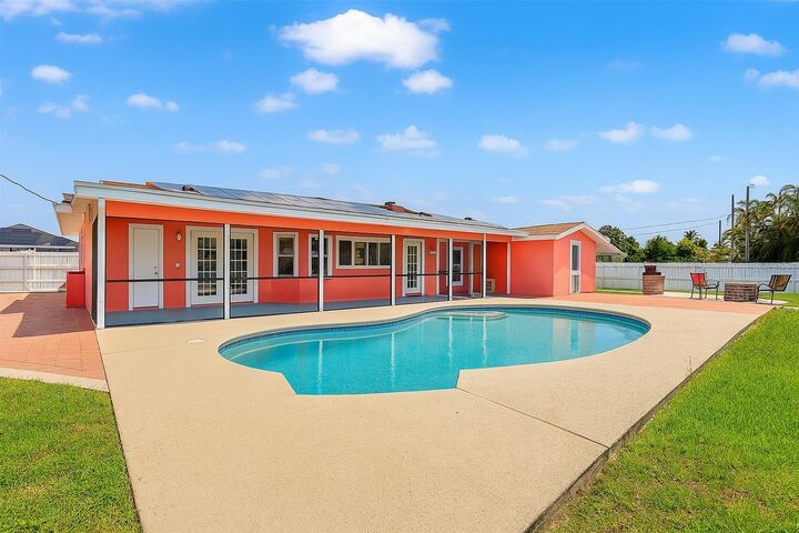 402 SW Seaflower Terrace  Port St Lucie FL 34984 photo