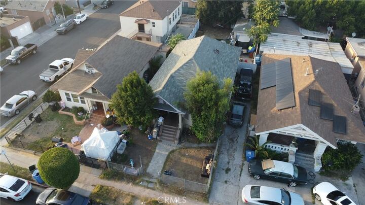 Property Photo: 405 E 43rd Place CA 90011