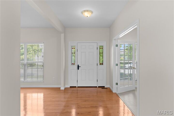 Property Photo:  842 Bellerive Manor Drive  MO 63141 