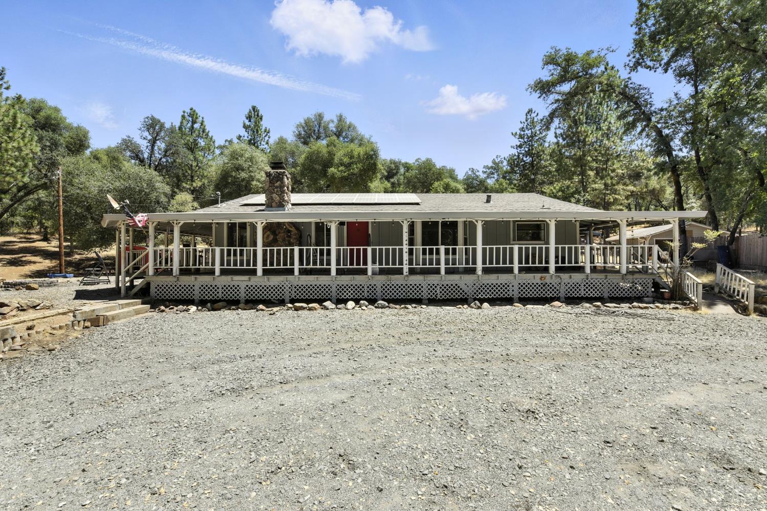 Property Photo: 2421 Pepper Lane CA 95682