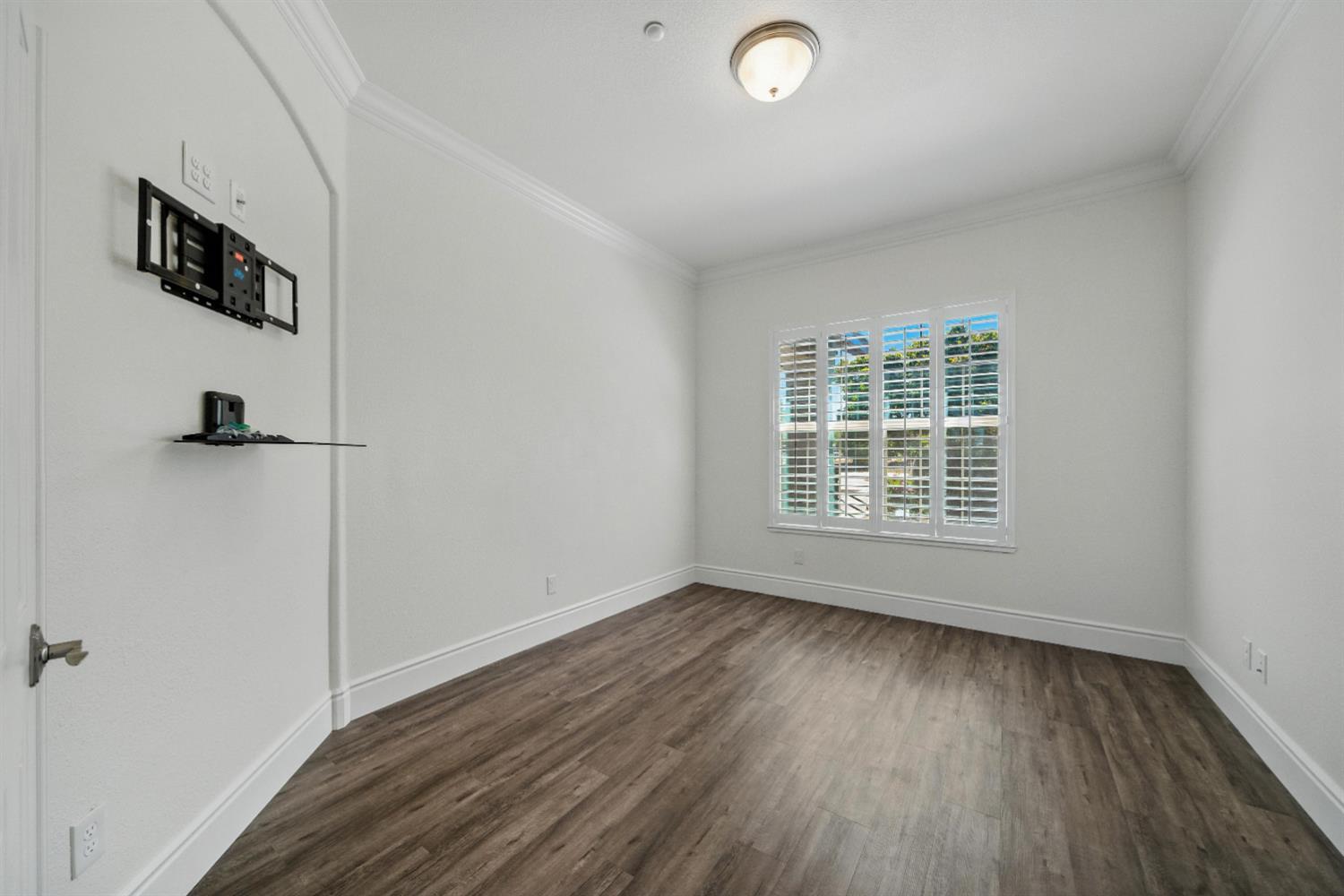 Property Photo: 9400 Crossrail Drive CA 95693