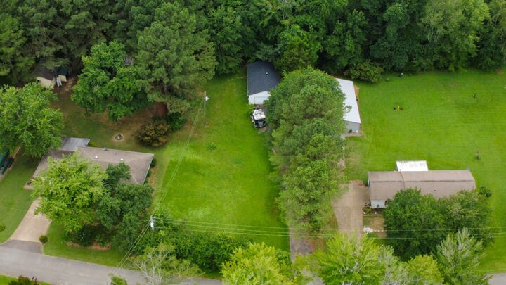 Property Photo:  96 Meadowood Dr  TN 38256 