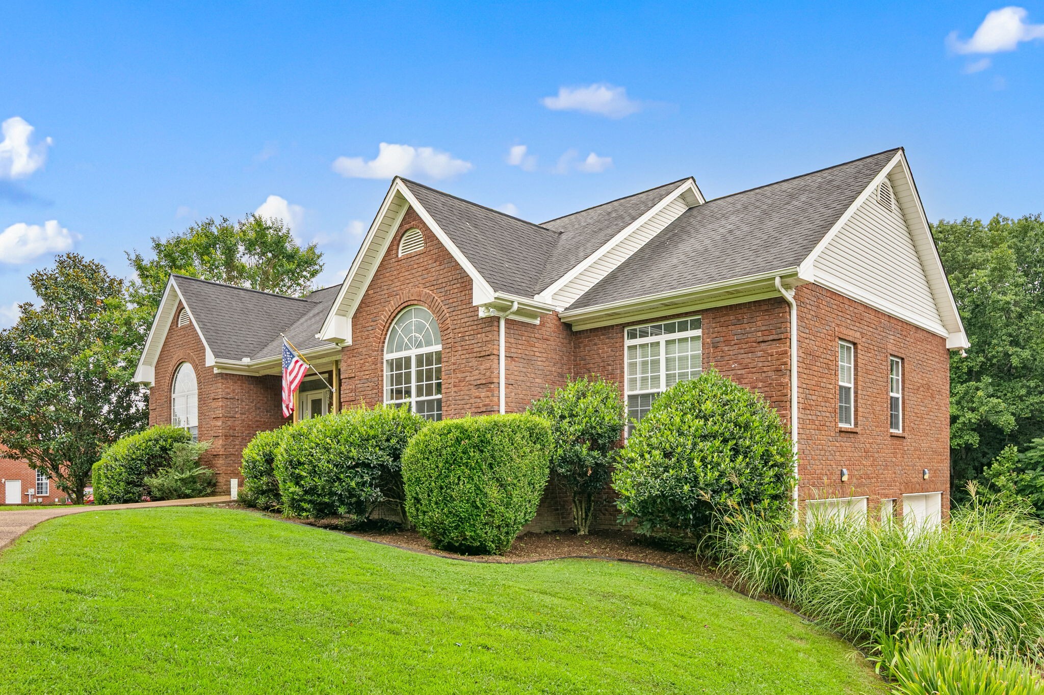 Property Photo:  2386 Pleasant View Rd  TN 37146 