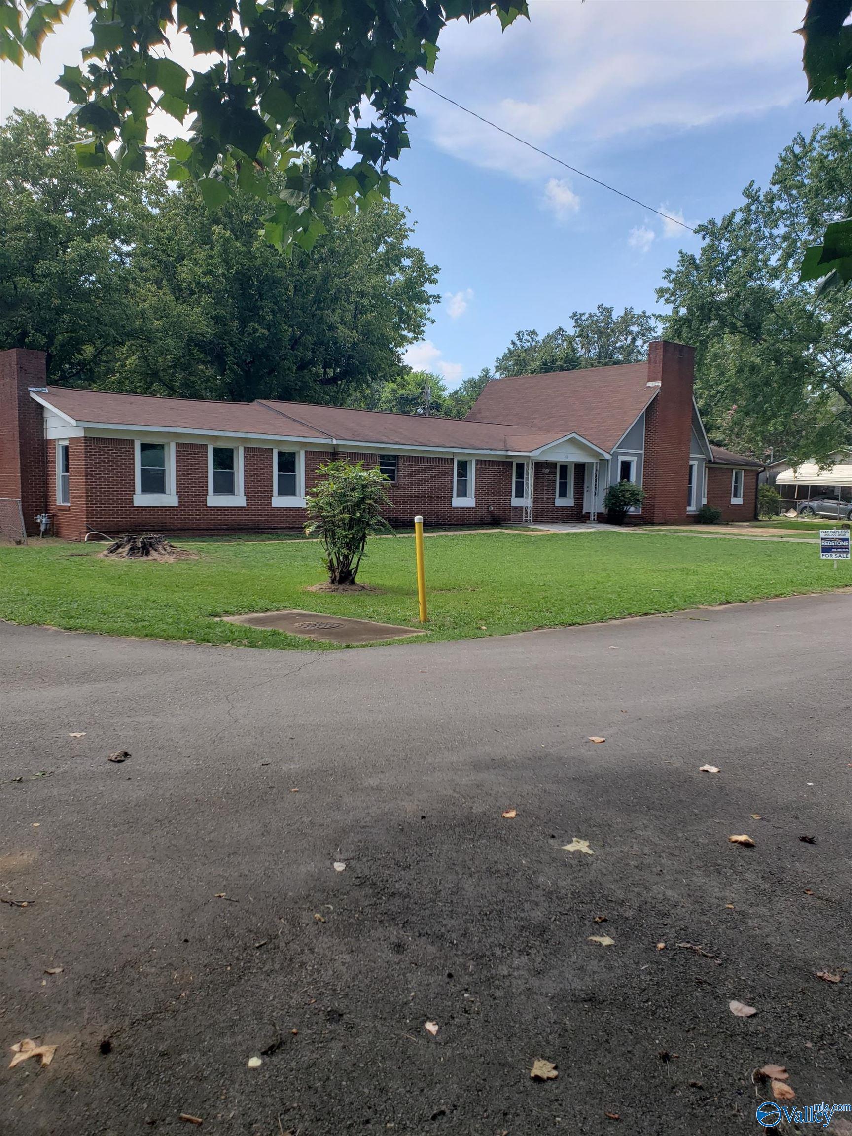 Property Photo:  116 Yarbrough Avenue  AL 35650 