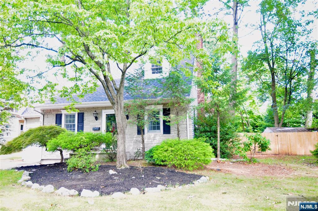 335 River Road  New Milford NJ 07646 photo