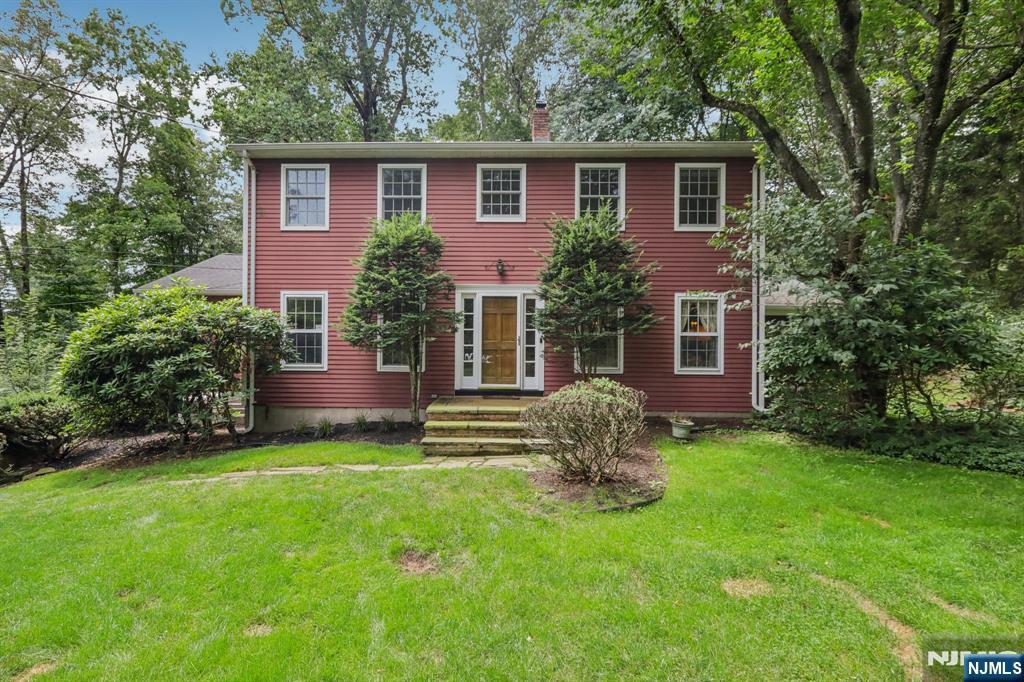150 Deerfield Terrace  Mahwah NJ 07430 photo