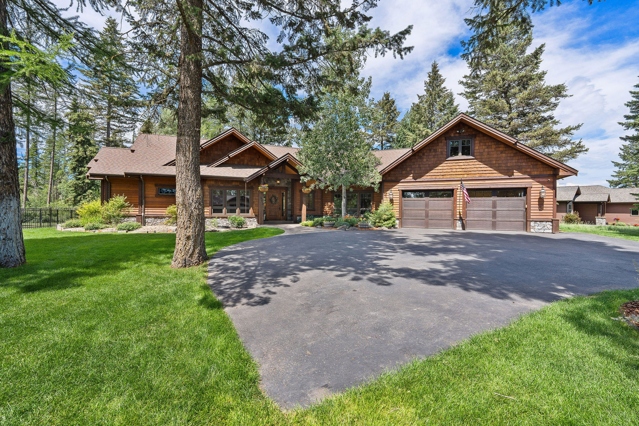 472 Soaring Pines Trail  Kalispell MT 59901 photo